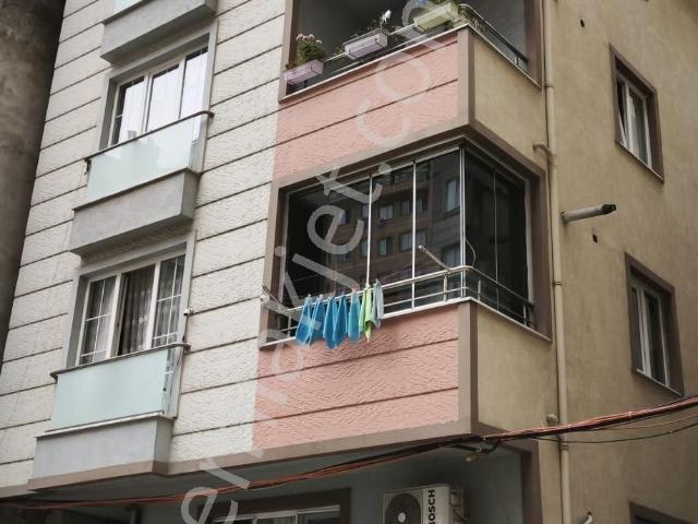 Kağıthane Merkez Bahçe Sokakta 4+2 Satılık Dubkels Daire