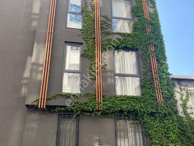 Kağıthane Merkez Yakın 1+1 Eşyalı Asansörlü Yeni Binada Kiralık