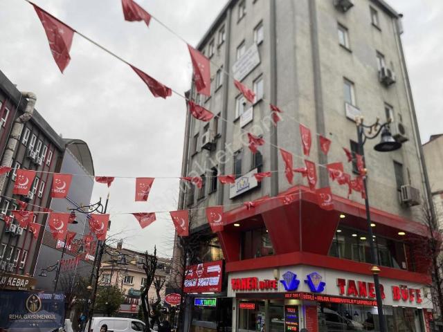 Kağıthane Meydanda Metroya 2 Dakikalık Mesafede Kiralık İş Yeri