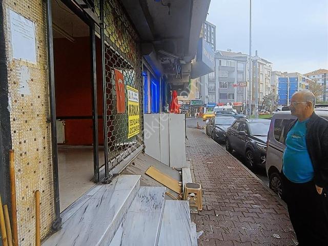 Kağıthane Nurtepe Metro Karşısında Cadde Üstü Kiralık Dükkan
