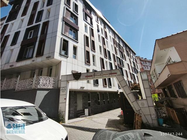 Kağıthane Seyrantepe mah metroya 3 dk 3+1 120 m2 satılık