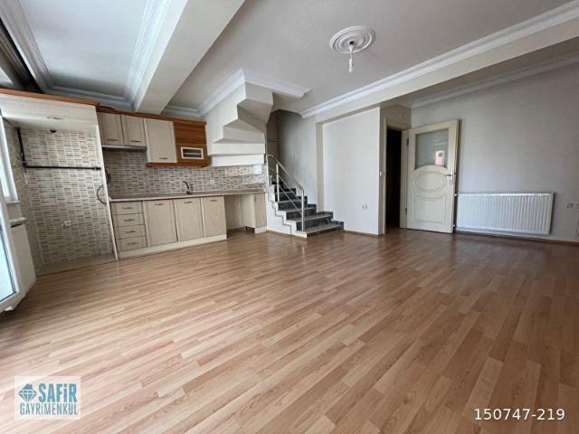 KAĞITHANE HÜRRİYET MAHALLESİNDE 3+2 160M2 DUBLEX