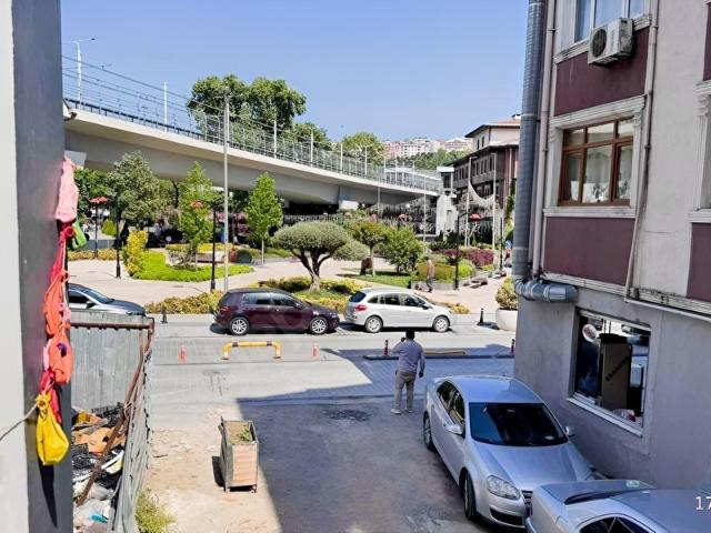 KAĞITHANE MERKEZ METRO CEPHE ÇOK İYİ KONUM SIFIR OFİS & ŞYERİ