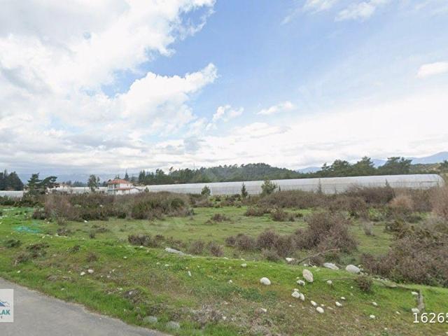 KAŞ KASABA KÖYİÇİNDE YATIRIMLIK SERA ARAZİ