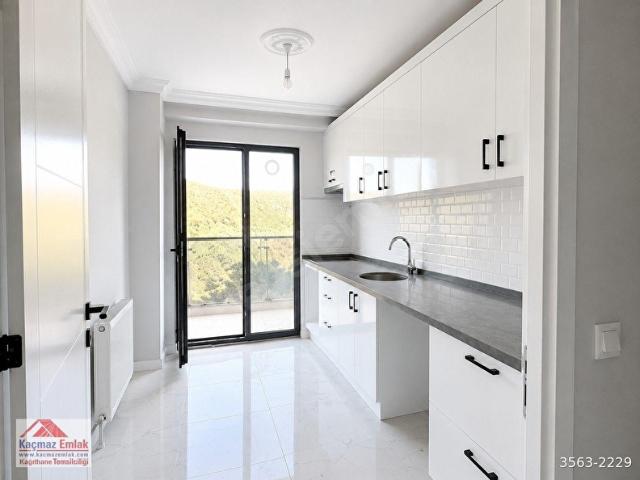 KAÇMAZ EMLAKTAN SULTANBEYLİ TURGUTREİS 2+1 SATILIK GENİŞ DAİRE