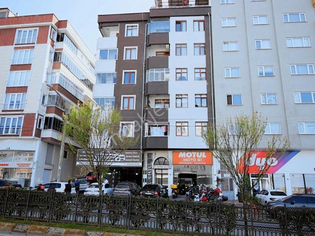 Kaçmaz Emlaktan Trabzon İnönü Mahallesinde Satılık 3+1 Daire