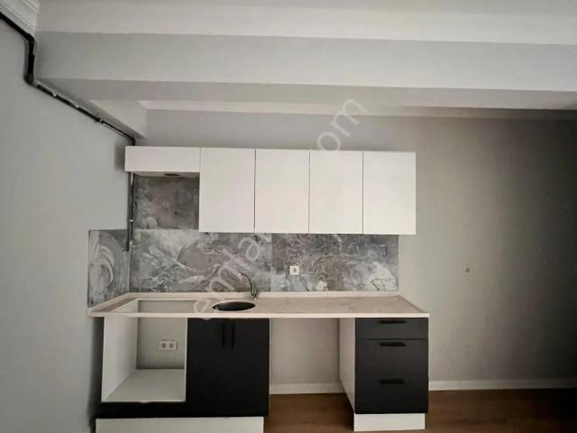 Kaçmaz'dan Sıfır Muhteşem Bahçe Teraslı Otoparklı 2+1