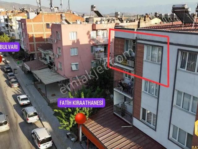 Kaçmazer Emlaktan Menderes Bulvarı Üzerinde Satılık Daire