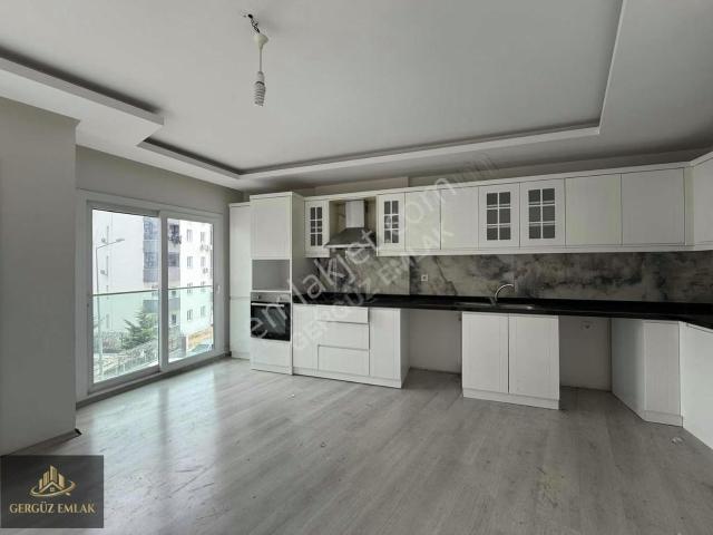 Kaçırılmayacak Fırsat! 100. Yılda Site İçi 4+1 Satılık Daire