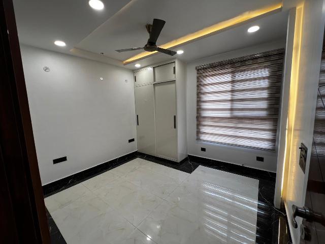 Kamal Vihar Apartment Sector 7 Dwarka 2 Bedroom 1500 Sq. Ft. Apartment in Sector 7 Dwarka Delhi Listing ID: #9993