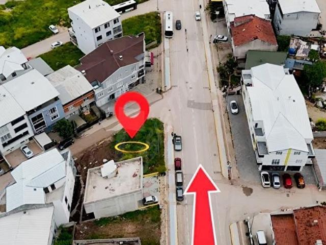 KAMELYA CADDESİ'ne CEPHE 300 m2 KÖŞEBAŞI ARSA BURSA MANZARALI