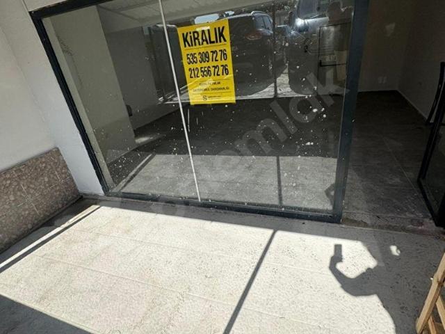 KAMELYA EMLAK'TAN Merter Ana Cd.Üzerinde Çok Amaçlı Kiralık 58m2
