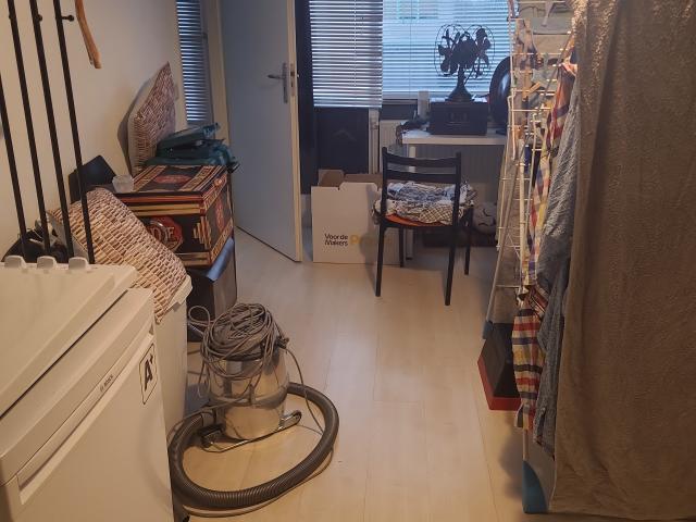 Kamer 23m2 met keuken enz