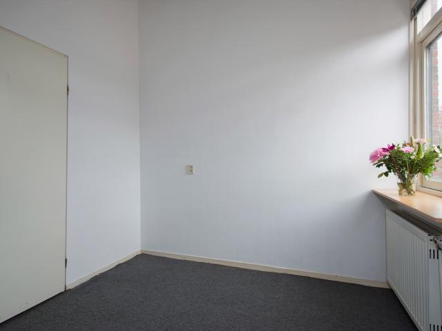 KAMER TE HUUR VOOR STUDENTE OF JONGE VROUW