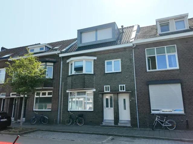 Kamer te huur Wilhelminasingel in Maastricht voor € 485