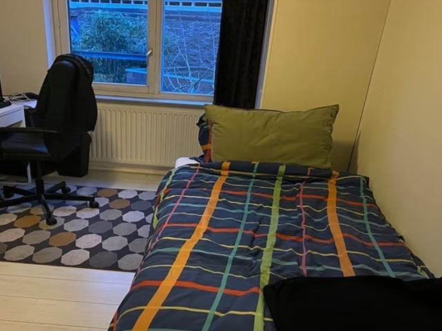 Kamer Van Poeljeweg in Rotterdam
