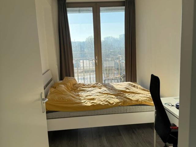 Kamer vrij in een grote appartement Amsterdam