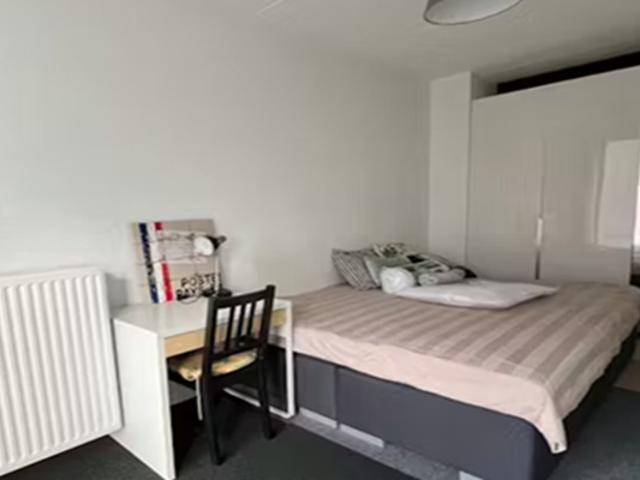 Kamer Willem Nakkenstraat in Amsterdam