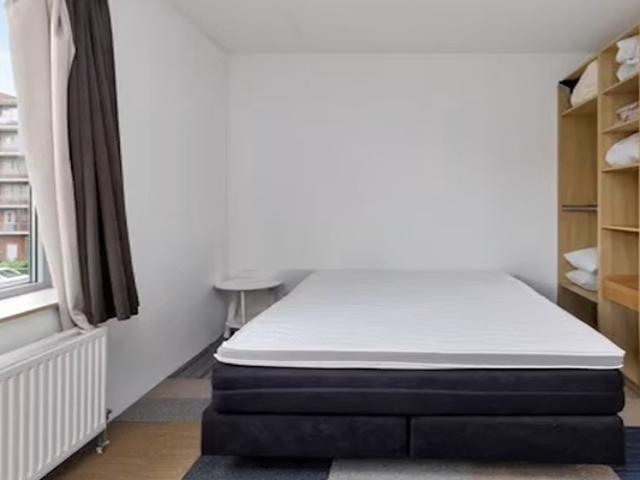 Kamer Willem Nakkenstraat in Amsterdam