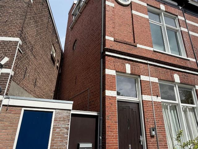 kamer aan het Noorderplantsoen Groningen