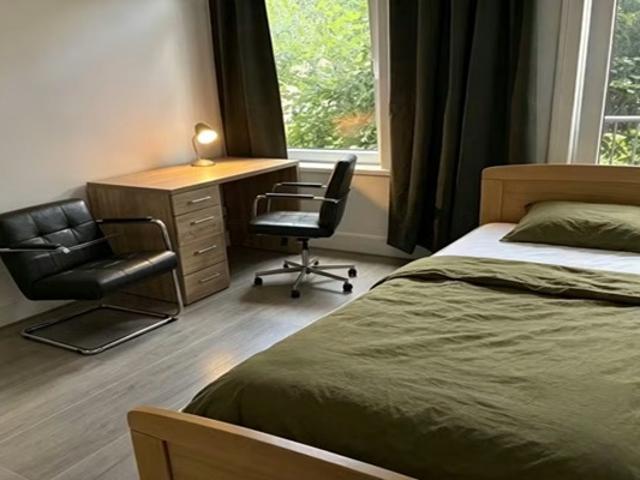 Kamer Bernardus Gewinstraat in Rotterdam