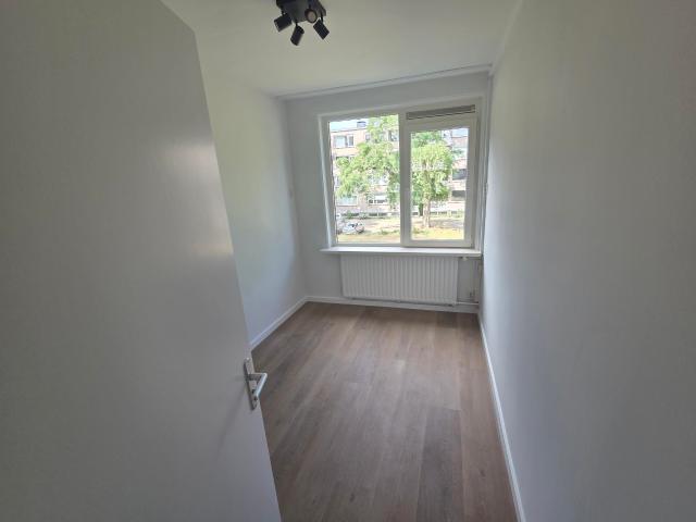 kamer beschikbaar voor student M