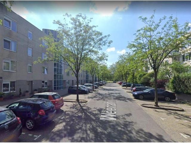KAMER BESCHIKBAAR IN EEN MODERN APPARTEMENT