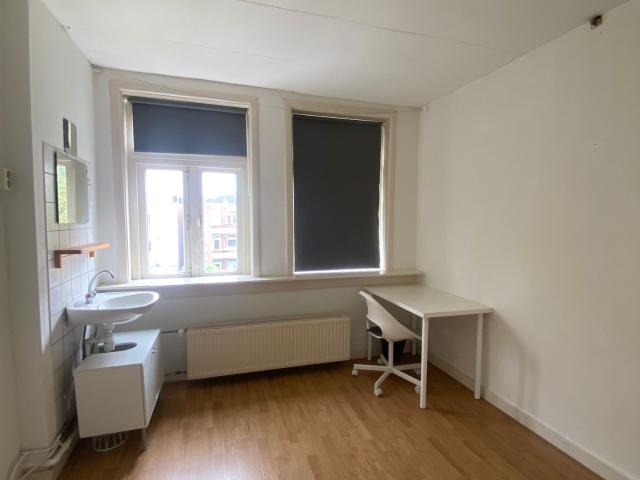 Kamer beschikbaar per 1 juli