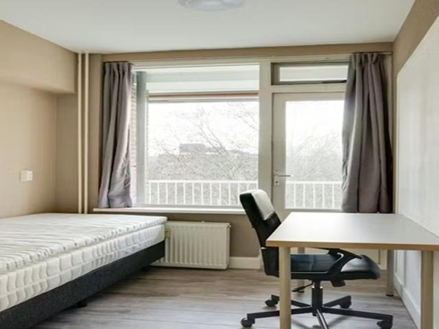 Kamer Cornelis Bloemaertsingel in Rotterdam