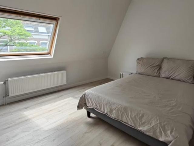 Kamer Claes de Vrieselaan in Rotterdam