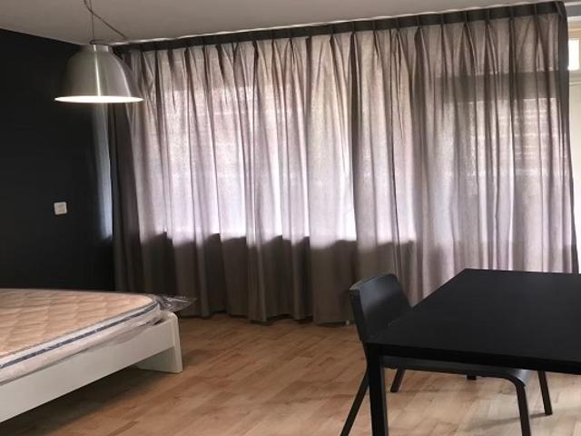 Kamer Drijfhoutstraat in Rotterdam