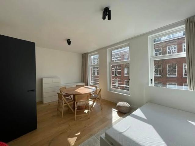 kamer for rent Amsterdam Genestetstraat