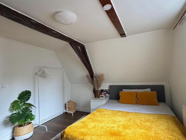 kamer for rent Amsterdam Nieuwezijds Voorburgwal