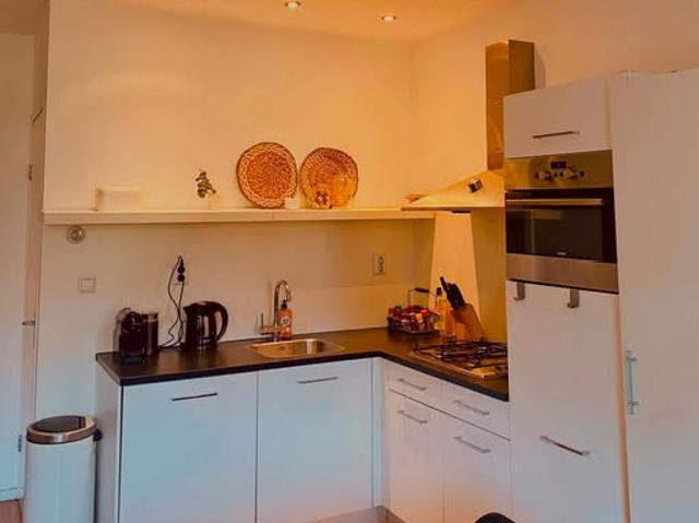 kamer for rent Amsterdam Stadionbuurt