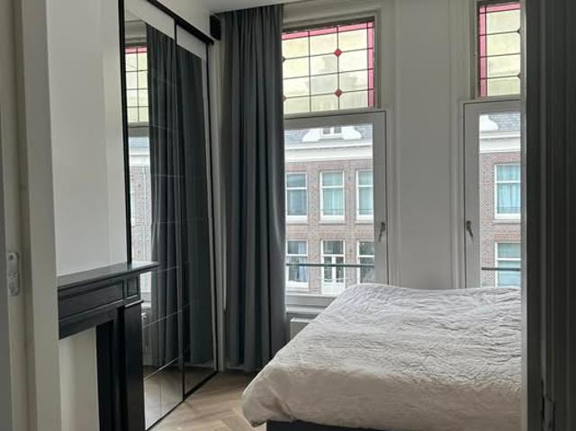 kamer for rent Amsterdam Van Woustraat