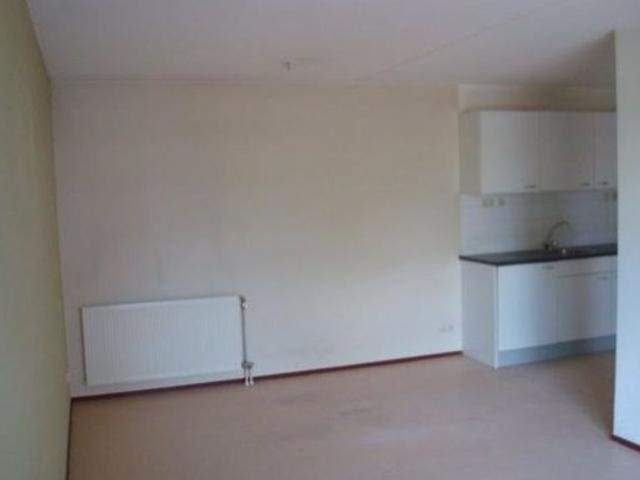 kamer for rent Den Haag Loosduinseweg