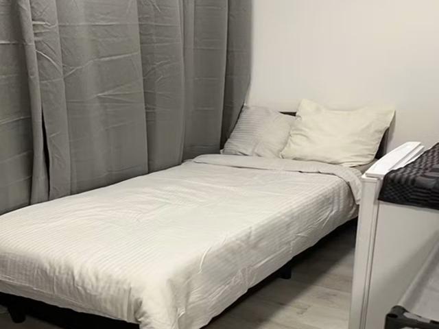 Kamer Gare du Nord in Amsterdam