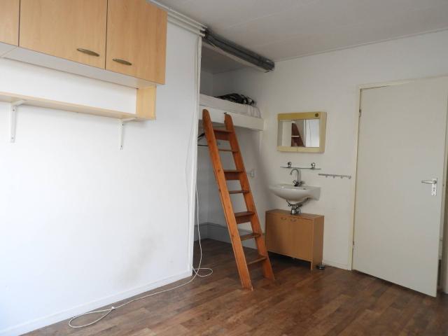 kamer in Alphen aan den Rijn, Samuel Aardewerksteeg