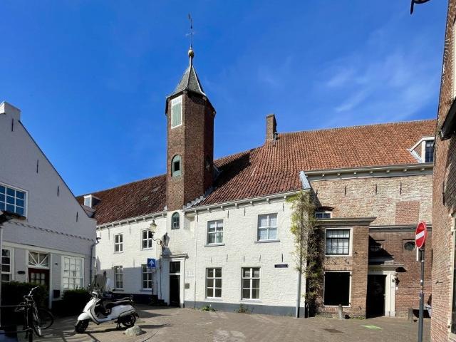 kamer in Amersfoort, Muurhuizen