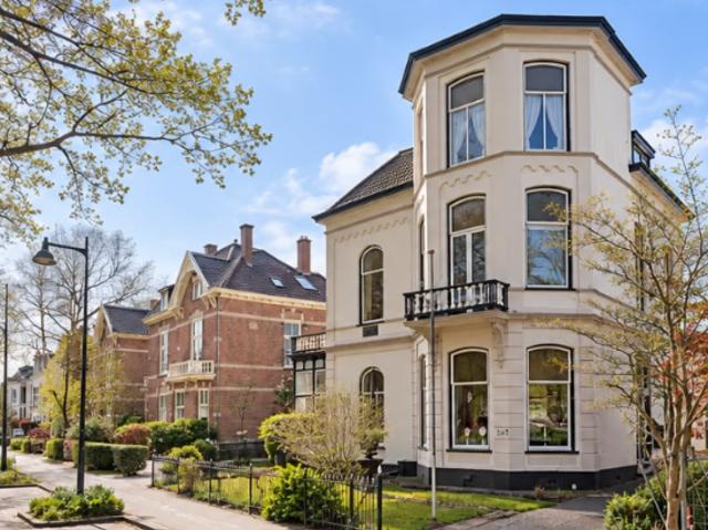 kamer in Apeldoorn, Kerklaan