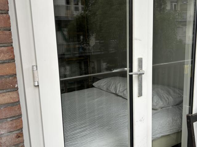 Kamer in gerenoveerd appartement