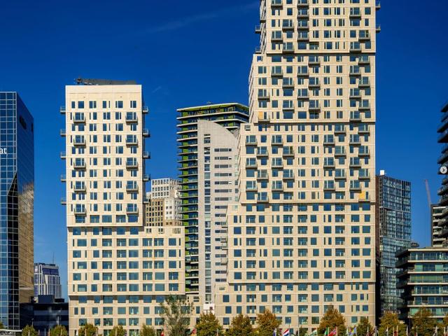 Kamer in het centrum van Rotterdam met rivier view