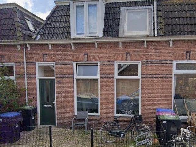 kamer in Leeuwarden, Woudstraat