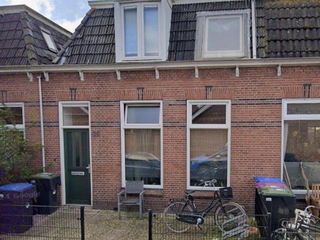 kamer in Leeuwarden, Woudstraat