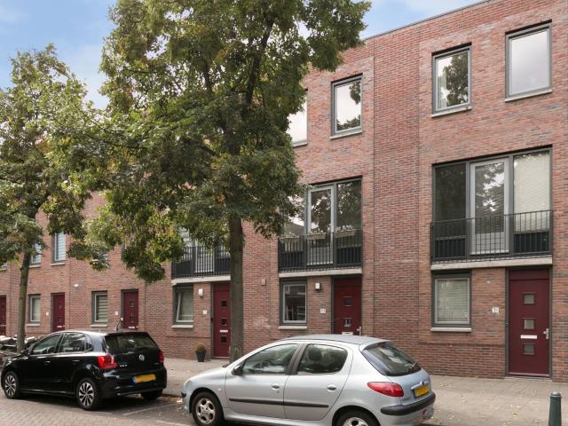Kamer in ruim huis 152 m² | Rotterdam | 24
