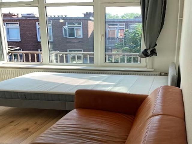 Kamer Kaapstraat in Den Haag