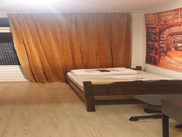 Kamer Robert Fruinlaan in Amsterdam