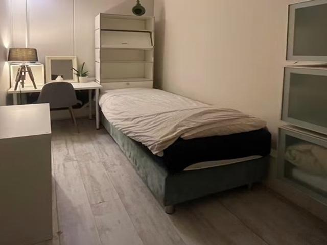 Kamer 's Gravelandseweg in Schiedam
