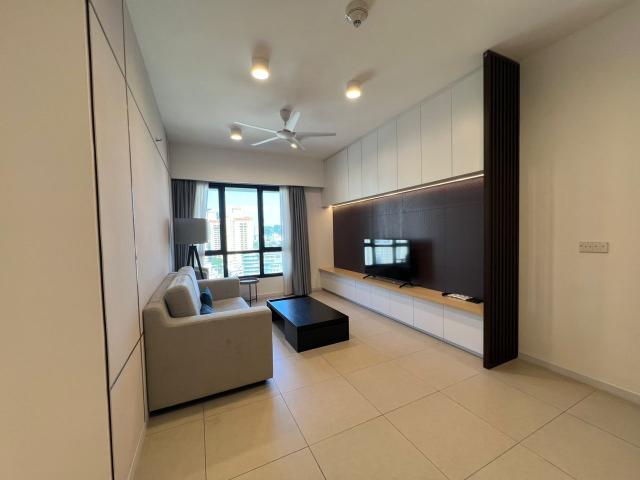 kami mont kiara, serviced residence