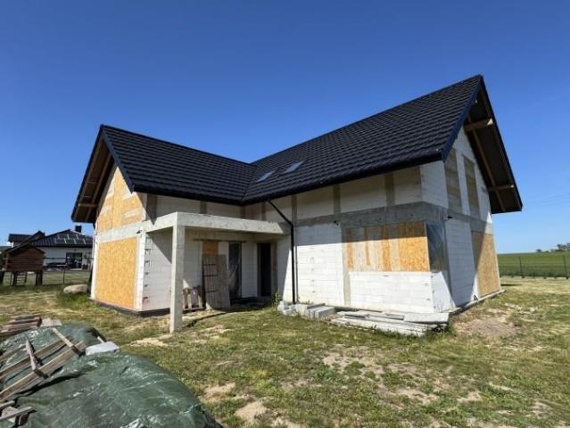 Dom w Kamieniu Pomorskim z wizualizacjami i projektem
